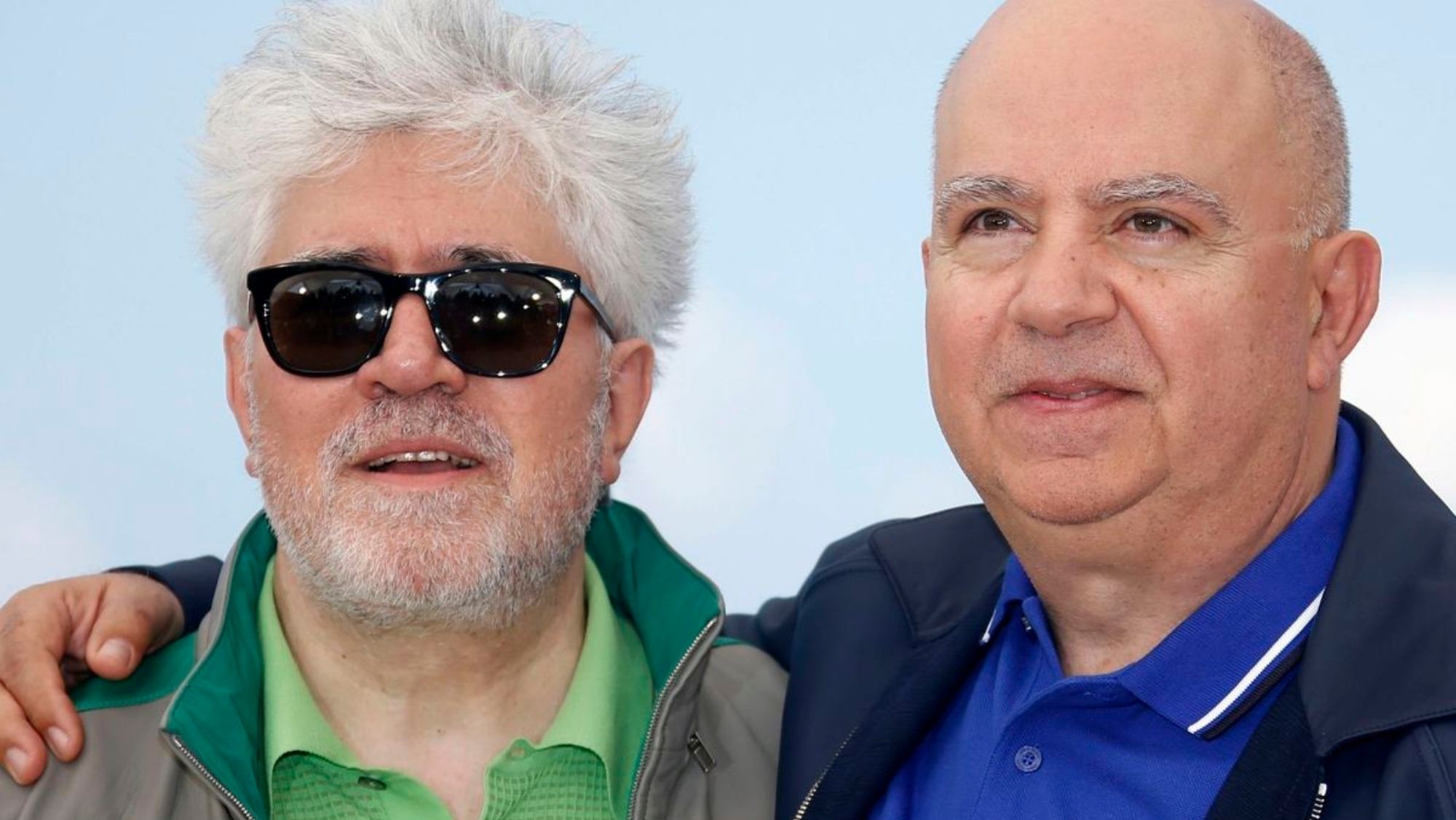 Pedro Almodóvar y su hermano Agustín