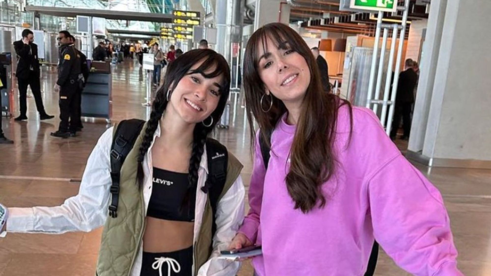 Aitana y su prima Olga Palma